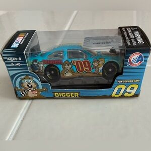 NASCAR Digger '09 Limited Edition 1:64 Sock Car